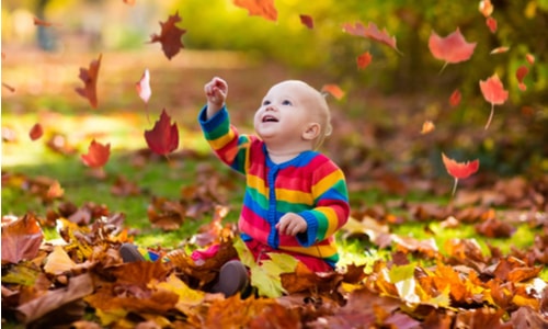 10 Wonderful Autumn Inspired Baby Girl Names